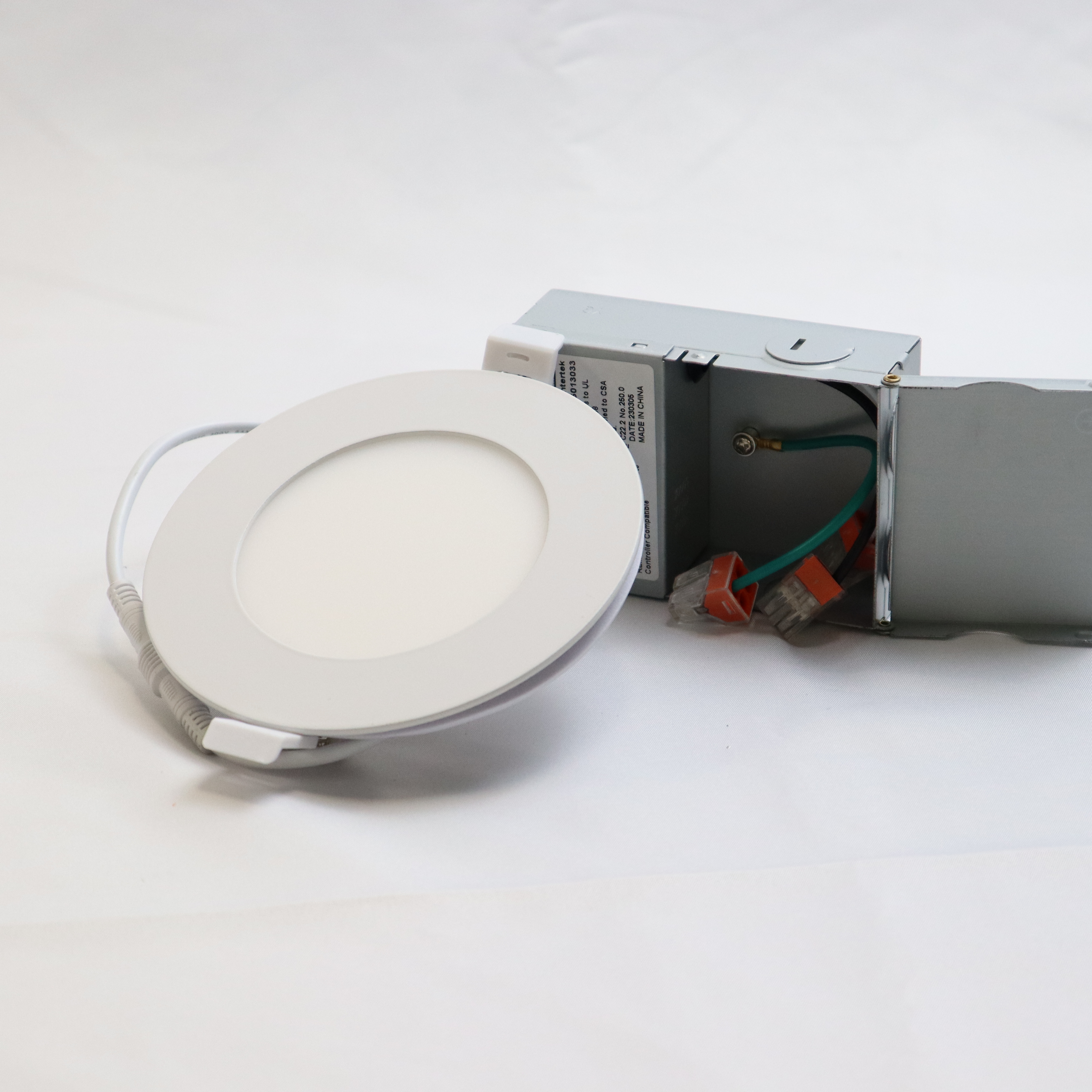 o diodo emissor de luz de controle remoto 2.4G de 4in Recessed Downlights magro YG008D9-R-2L-2.4G